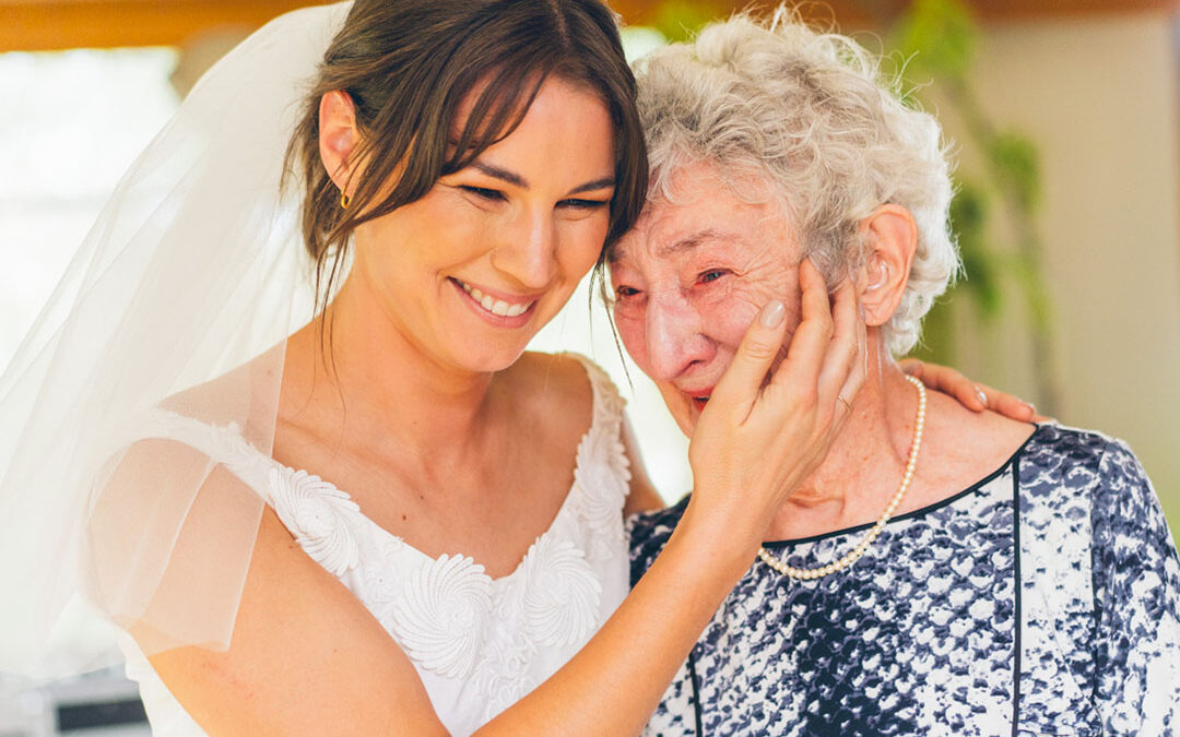 Backyard DYI wedding on surf coast/ Talia & Ben